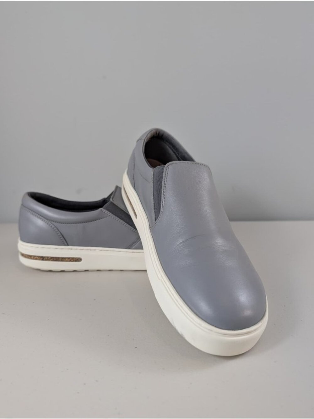 Birkenstock Oswego gray leather slip on sneakers unisex W9 M7
